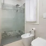 Casa Del Nettuno In Via Indipendenza, A 5 Min Da Piazza Maggiore Apartament