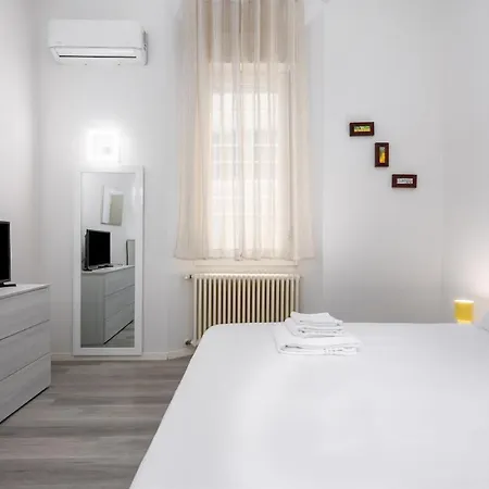 Appartamento Casa Del Nettuno In Via Indipendenza, A 5 Min Da Piazza Maggiore