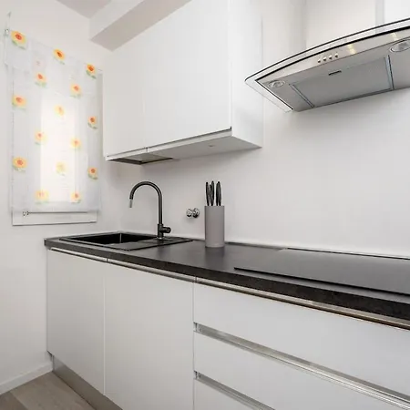 Appartamento Casa Del Nettuno In Via Indipendenza, A 5 Min Da Piazza Maggiore Bologna