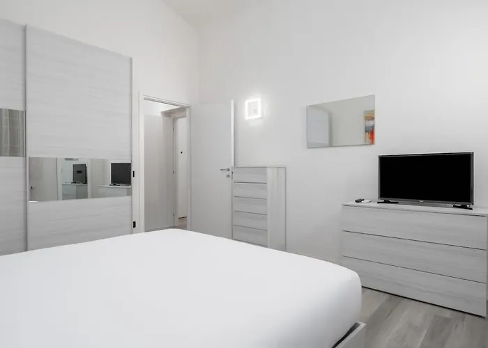 Casa Del Nettuno In Via Indipendenza, A 5 Min Da Piazza Maggiore