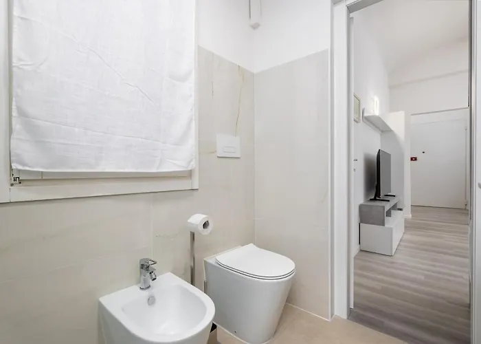 Casa Del Nettuno In Via Indipendenza, A 5 Min Da Piazza Maggiore *