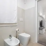 Casa Del Nettuno In Via Indipendenza, A 5 Min Da Piazza Maggiore *